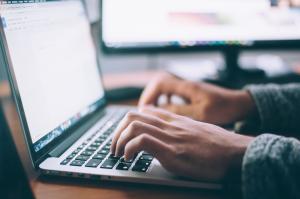 5 Ways In Which Custom Software Solutions Pay For Themselves